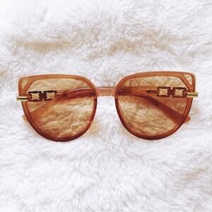 Liana Clear Tan Sleek Sunglasses